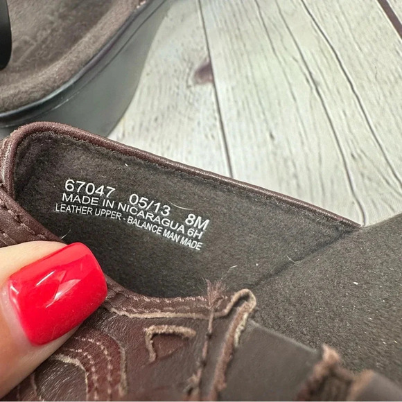 clarks bendables  brown clogs mules may oval leather sz 8 - Picture 7 of 10